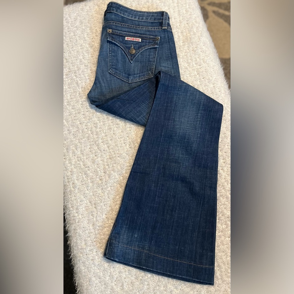 Hudson Jeans Women’s Medium Blue Slight Boot Style Jeans
